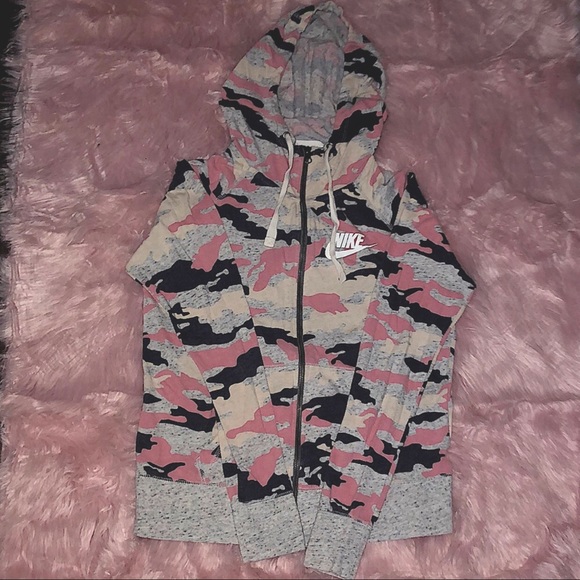 Nike zipper up sweatshirt - Picture 1 of 1